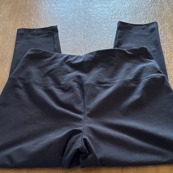 NWT! Chico's Black Zenergy So Slimming Leggings - Picture 4 of 10